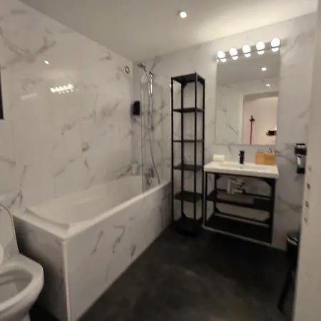 67m2, Vieille-ville, 9min A Pied Du Palais *