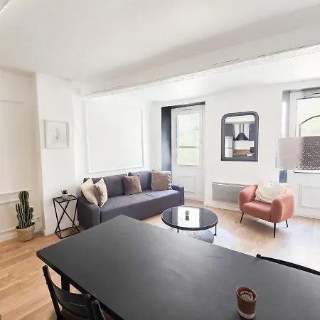 Apartman 67m2, Vieille-ville, 9min A Pied Du Palais Cannes